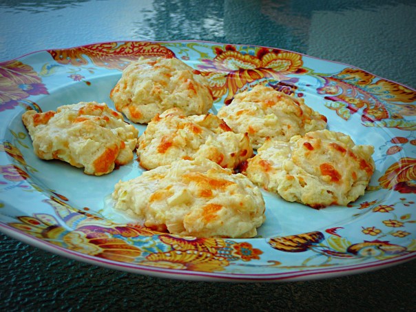 cheddar apple biscuits